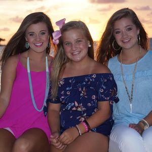 Meet your Posher, Lawson